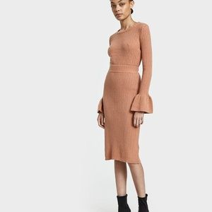 Farrow Bella Knit Set